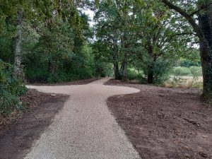Restauration de chemin dans le parc du château de Sully sur Loire - Loiret (45)