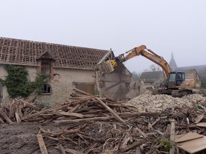 Démolition habitation pour création d'un parking à Bellegarde - Loiret (45)